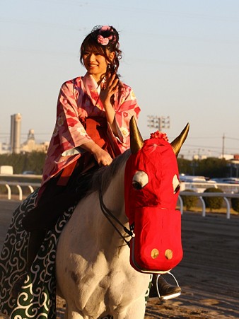 川崎競馬の誘導馬０１月開催　獅子舞　和服Ｖｅｒ-120107-08