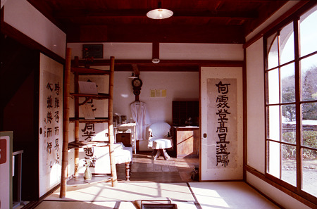 医院０