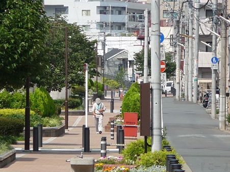 110622-東横廃線 東白楽→反町 (59)