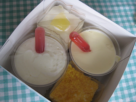 今回は4種類のチーズケーキ