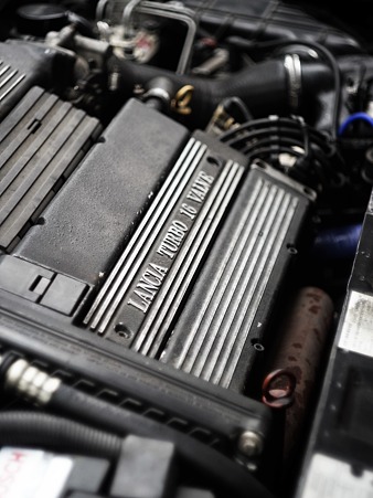 Lancia 16V